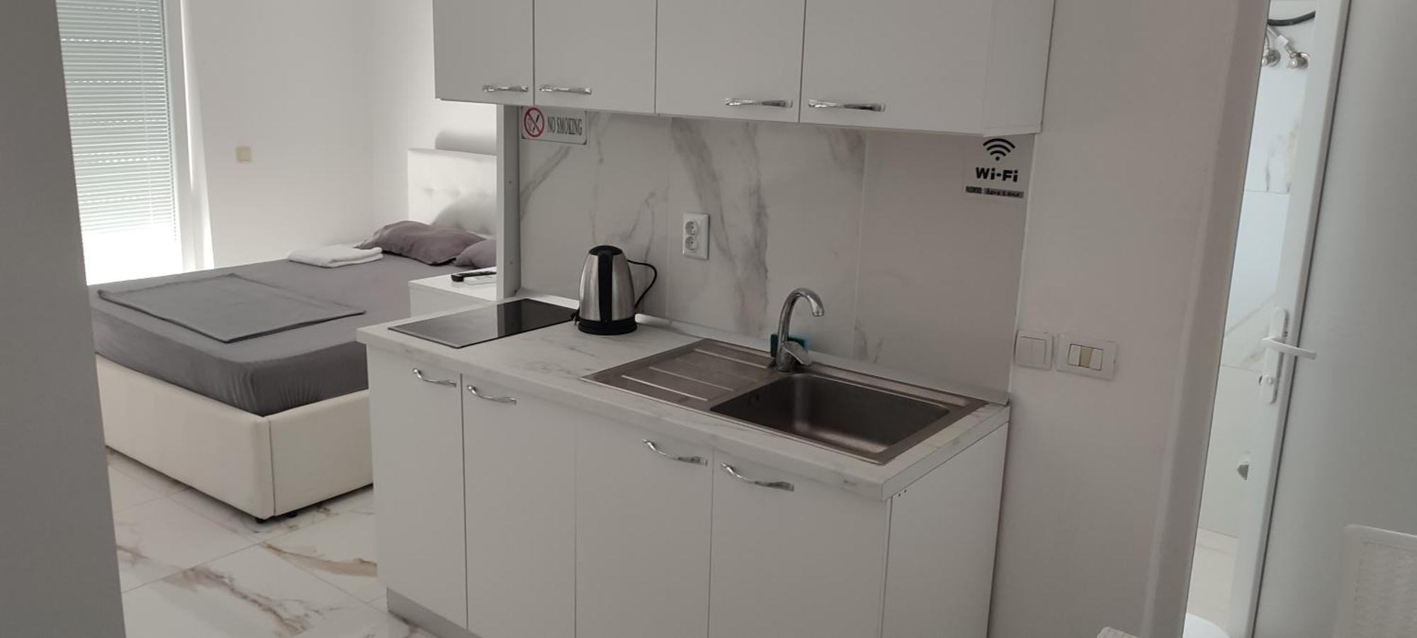 Golem Apartment 外观 照片